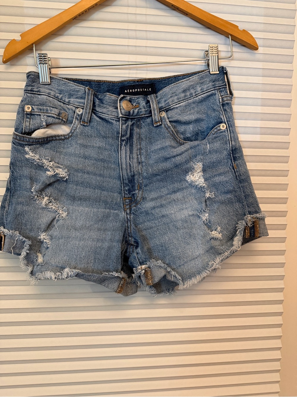 Aeropostale Light Blue Distressed Denim Cutoff mom Shorts